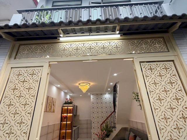 Nhà mới 3 tầng hẻm 337 Đường Ba Đình P8Q8. Giá 3.98 tỷ TL