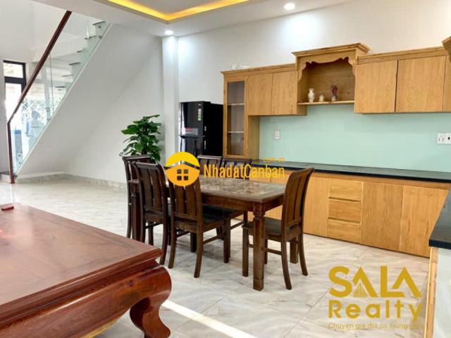 Nhà mê lửng vành đai ymoan 5x27m giá 1,75 tỷ