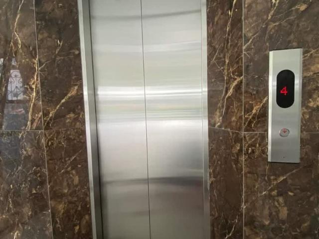 Nhà mình cho thuê nhà mới, căn góc, Mai Hắc Đế  vỉa hè 92m2* 5T 30 Tr