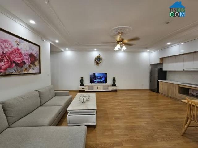Nhà mình muốn nhượng căn 2 ngủ ở KĐM Dịch Vọng, DT 87m2, sổ đỏ, giá chỉ 6 tỷ rẻ nhất
