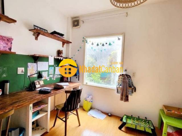 Nhà ngõ gốc đề 5 tầng 47m2 4. X tỷ ngõ nông gần trường gần chợ dân sinh