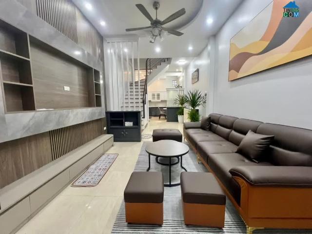 Nhà Đường Láng 45M 4T Nhỉnh 9 Tỷ Gần Phố Ngõ Rộng Thoáng Kinh Doanh