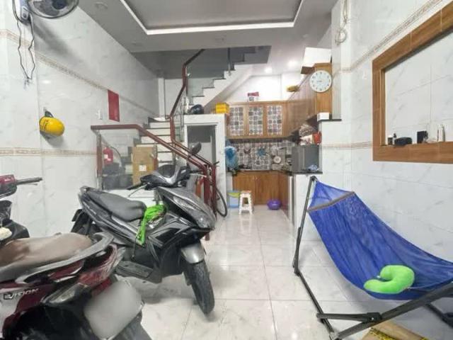 Nhà Đường Trường Trinh Tân Bình 1 Trệt 2 Lầu Sân Thượng Nở Hậu SHR Dòng Tiền 9tr/