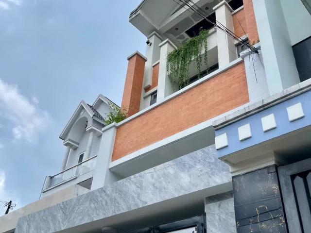 Nhà ngang 5m, hẻm xe hơi Đỗ Xuân Hợp, Sổ vuông vức, không lỗi phong thủy nhỏ hơn 4 tỷ