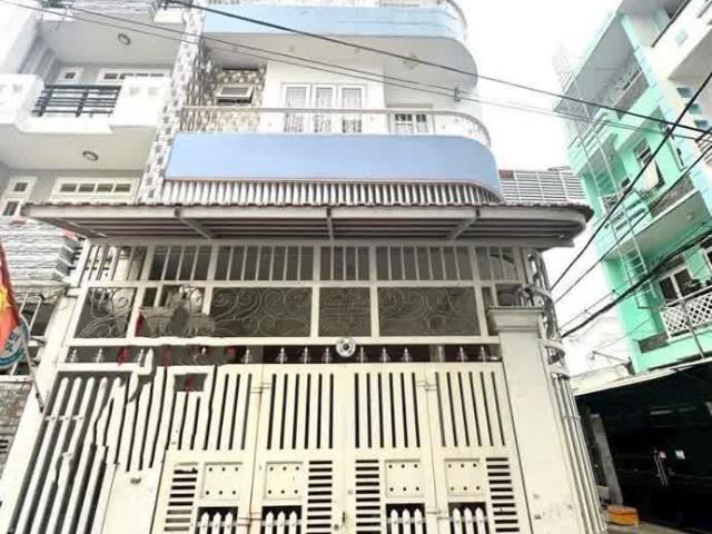 Nhà Ngang 6mx16m Hai Mặt Hẻm Không Lộ Giới Xe Hơi Ngủ Nhà Ngay Ngã Tư Quang Trung Phạm Văn
