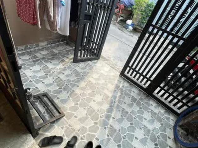 Nhà ngay Vincom Thủ Đức, 68m2, 3PN, cho thuê 8tr/th, GPXD 5 tầng, 4,8 tỷ