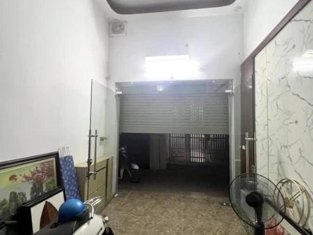 Nhà ở ngay giảng võ đống đa kinh doanh 3pn ngõ nông hơn 5 tỷ