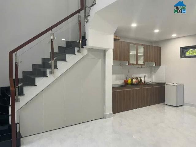 Nhà nhỏ xinh đón tết chỉ với 4ty, ngay trung tâm quận 2 đường Nguyễn Tuyển