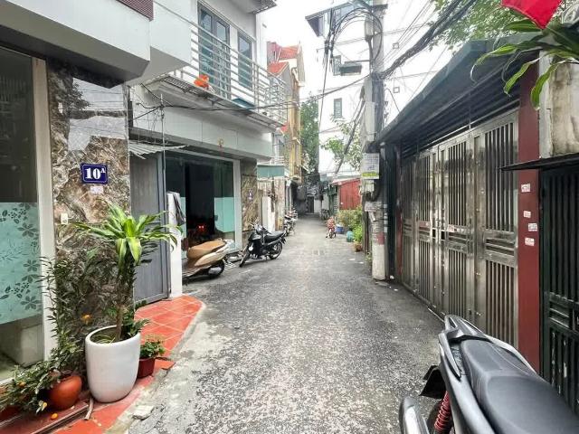 Nhà Siêu Hiểm Lô Góc Ô Tô Gần Thịnh Liệt 40M2 4 Tầng 4.25 Tỷ
