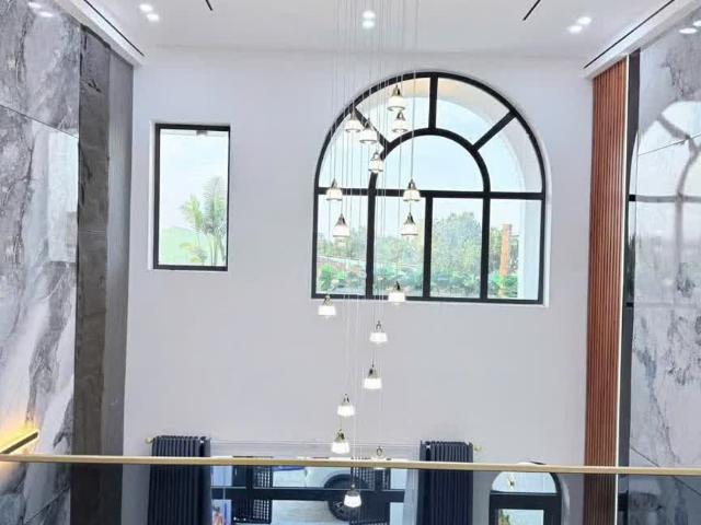Nhà đẹp 102m² – giá 2 tỷ 3 – shr