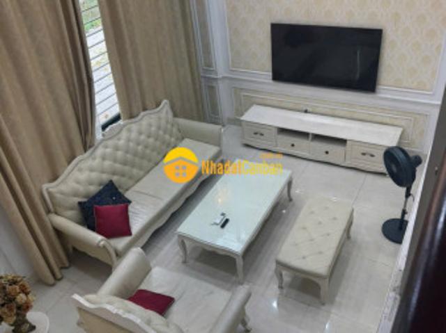 Nhà đẹp 2 mặt thoáng đường ô tô tránh thạch bàn dt 45m2. Giá 16.5 tỷ