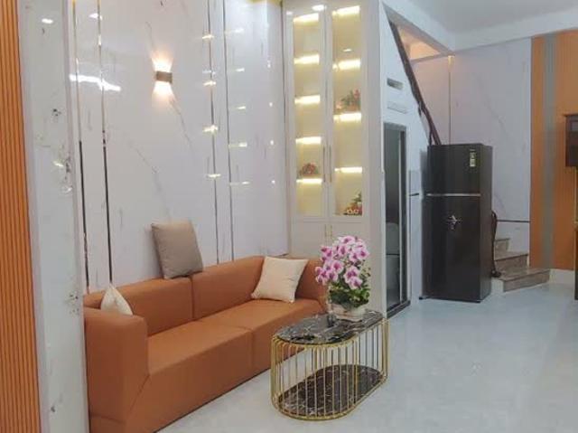 Nhà đẹp 2 tầng ở liền ngụ tại Phường 16 Gò Vấp. 4x10m nhỉnh 5 TỶ