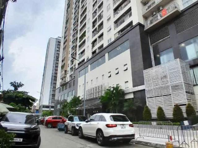 Nhà Đẹp 2 Thoáng, Dân Xây Khu Phân Lô Nguyễn Sơn 50m, 5t, Thang Máy Chờ, Kd, Ô Tô Vào Nhà