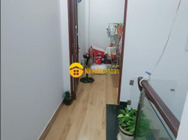 Nhà đẹp 3 tầng, 4x 10 m2 chỉ 4.6 tỷ mã lò, bình tân