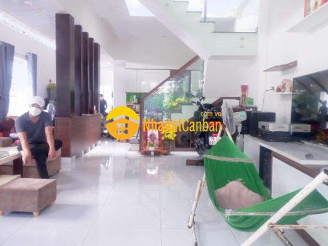 Nhà đẹp 3 tầng 5m x 16m hẻm ô tô giá 6.7 tỷ phường trường thọ thủ đức