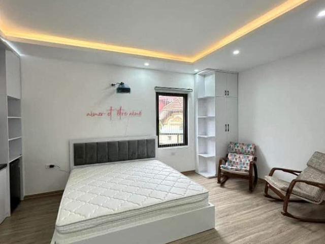 Nhà Đẹp Tân Mai, 36mx5T, Giá 8Tỷ, Oto, Kinh doanh, Lo góc, Ngõ Thông
