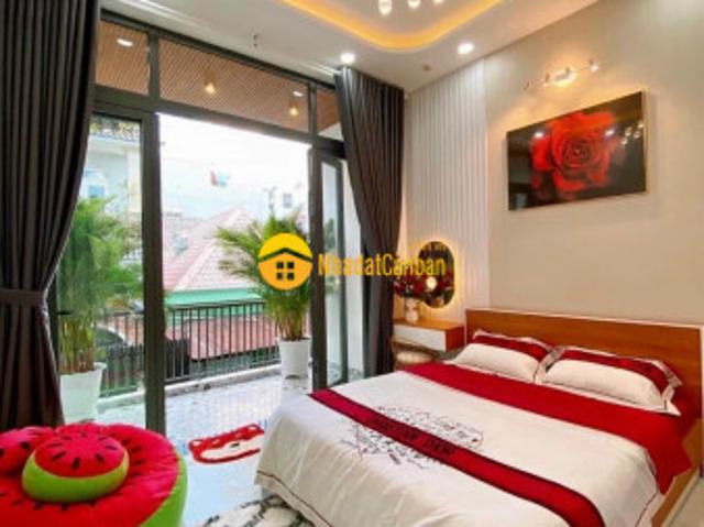 Nhà đẹp, tân phú, 4 x 15m, 2 lầu, chỉ 5.4 tỷ, nguyễn nhữ lãm