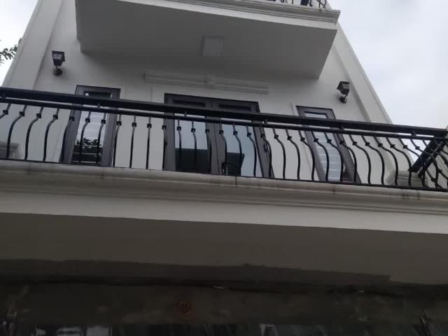 Nhà đẹp thụy phương bắc từ liêm dt43m3 5 tầng giá 5 tỷ để ở kinh doanh