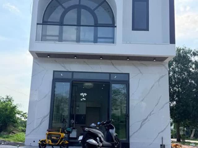 Nhà đẹp Thủ Dầu Một 1 trệt 1 lầu thiết kế hiện đại