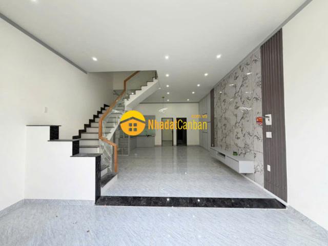 Nhà đẹp thường có giá cao, nhưng căn này chỉ 550 triệu