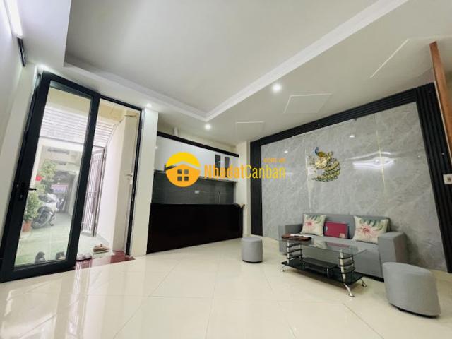 Nhà đẹp tôn đức thắng 45m2 gần phố tầm tiền 3.9 tỷ