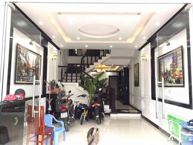 Nhà đẹp Trung Lực Gara ô tô Full Nội thất cao cấp