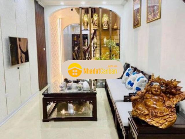 Nhà đẹp võng thịsát hồ tâyoto gầnngõ rộngthông