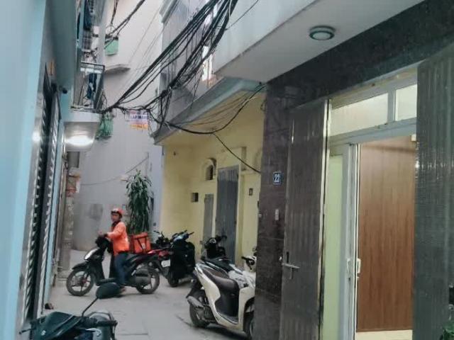 Nhà Đẹp Yên Xá, 33M X 5 Tầng, Ngõ Thông, Cạnh Văn Quán, Nhỉnh 5 Tỷ