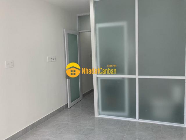 Nhà đẹp âu cơ, tân bình, giá rẻ, dt 4x8m, 3 tầng