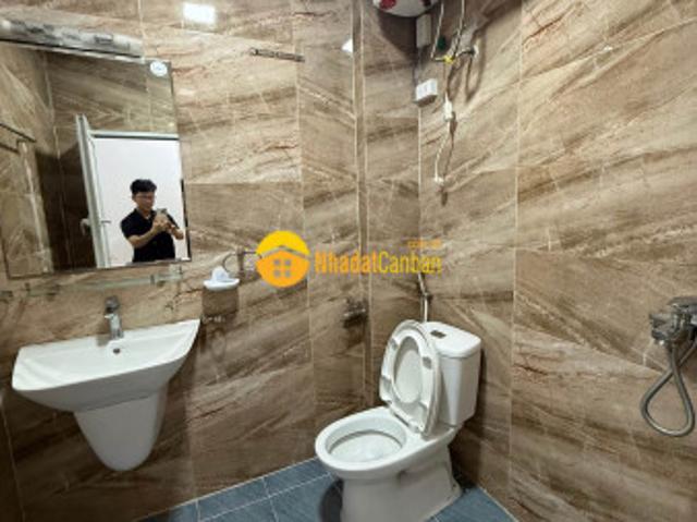 Nhà đẹp cầu giấy 6 tầng full nội thất về ở luôn giá chỉ nhỉnh 9 tỷ