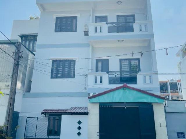 Nhà đẹp chủ ngộp bank Bùi Văn Ngữ Quận 12 bán gấp giá 4. Xty x tiểu học