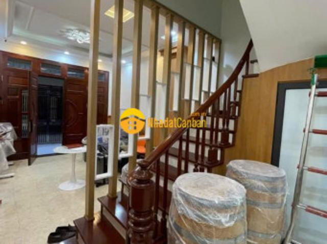 Nhà đẹp dân xây hàm nghi nam từ liêm 40m x 5t 6 ngủ giá 12 tỷ, ô tô 4 chỗ qua nhà