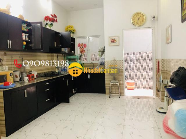 Nhà p.diên hồng quận 10 shr giá tl tốt giao ngay
