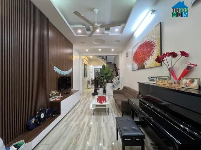 Nhà Đẹp Doãn Kế Thiện 80M2 X 5 Tầng, Gara Ô Tô Chỉ 19 Tỷ