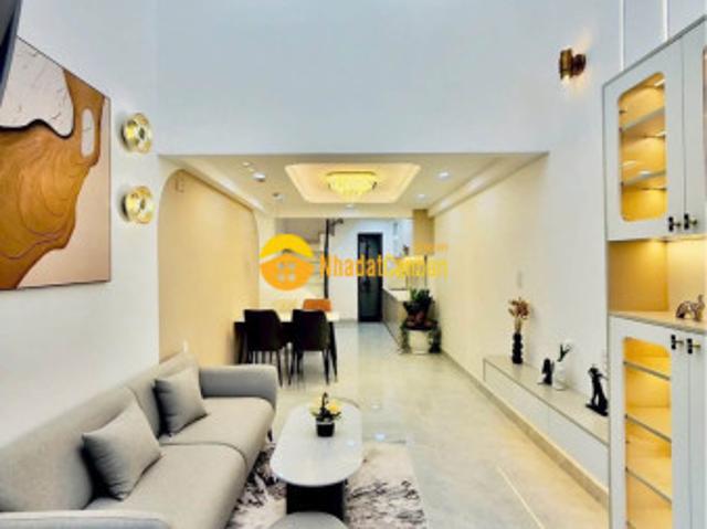 Nhà đẹp full nội thất hẻm xe hơi ngay đường nguyễn kiệm thích quảng đức. Khu dân trí cao an ninh