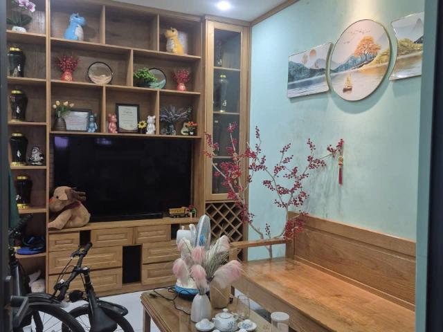 Nhà đẹp – giá tốt – chính chủ cần bán tại bờ kè bình trung bình khánh