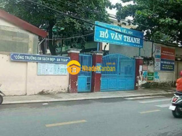 Nhà đẹp hẻm xe hơi đường tch36 q12 dt 68m2 giá chỉ hơn 3 tỷ