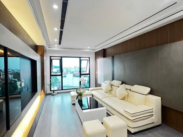Nhà Đẹp Hàng Xóm TTTM Aeon Long Biên 7 Tầng, Ô Tô Đỗ Cữa, 4PN 10.4 Tỷ