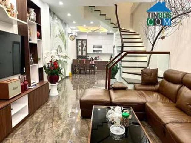 Nhà Đẹp Hoàng Như Tiếp Q. Long Biên Dân Tự Xây Cách Phố Hồng Tiến 30M Mặt Ngõ Thông, Rộng