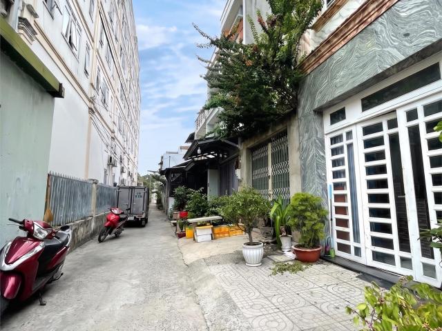 Nhà đẹp hxh đông hưng thuận 5 quận 12, 51m2, 3 tầng, nhỉnh 5tỷ