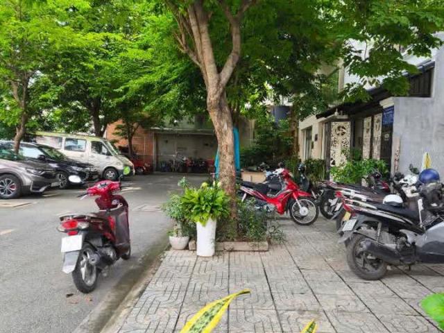 Nhà Đẹp HXH Đường Trần Thị Cờ Phường Thới An Quận 12 Hơn 5 Tỷ 4 Tầng 6pn DT 68M2 Nở Hậu