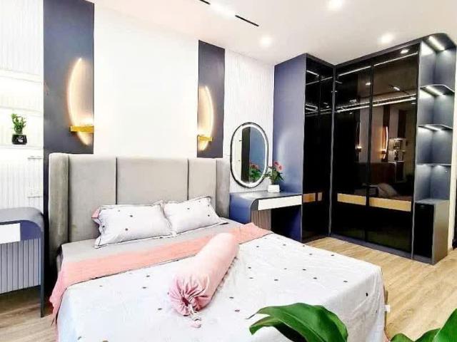 Nhà Đẹp Đội Cấn Trước Nhà Thoáng Sáng DT 39M2 4 Tầng MT 3.5m Giá 9.35 Tỷ