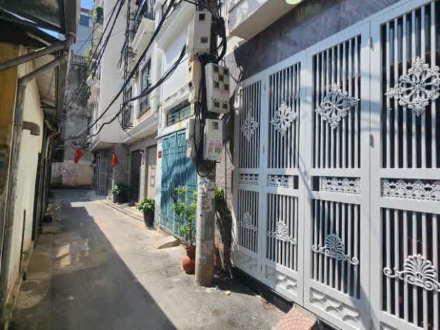 Nhà Đẹp Lạc Long Quân Tây Hồ, Dt50m2, 4 Tầng, 4p. Ngủ, Ngõ Thông