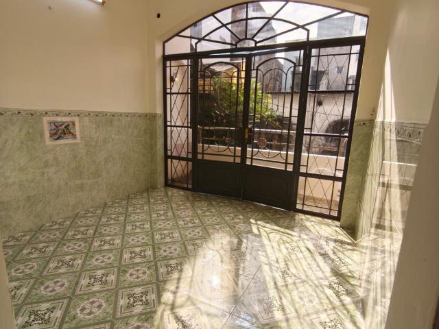 Nhà đẹp lê thị bạch cát– quận 11 – 42m2 chỉ 5.7 tỷ. LH: 0775532
