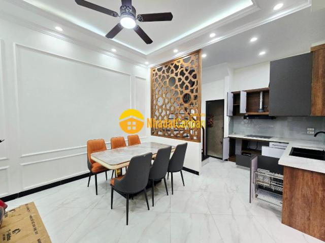Nhà đẹp long lanh ngõ 67 văn cao, giá 7.75 tỷ, 30m2x5t, ảnh thật