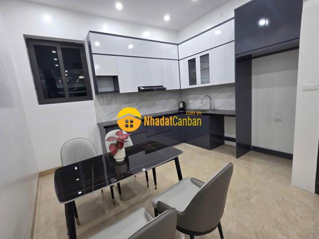 Nhà đẹp long lanh ngõ chợ khâm thiên, giá 11.9 tỷ, 53m2x5t, ảnh thật