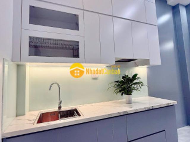 Nhà đẹp long lanh ngõ chợ khâm thiên, giá 6.35 tỷ, 28m2x4t, ảnh thật