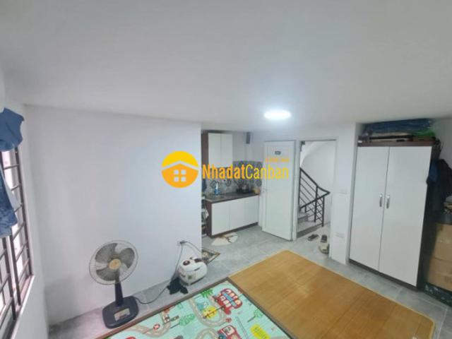 Nhà đẹp long lanh ngõ trung kính, giá 29.5 tỷ, 55m2x4t, thang máy, ô tô đỗ