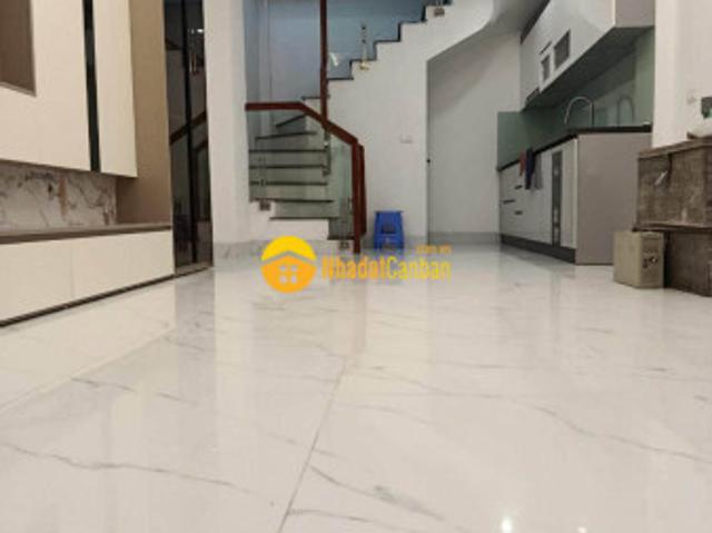 Nhà đẹp long lanh ngõ trại cá, giá 7.95 tỷ, 28m2x5t, ở luôn, ảnh thật