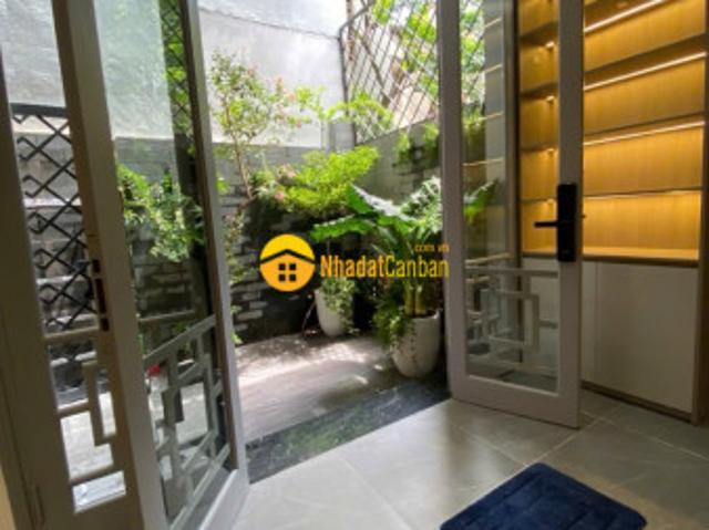 Nhà đẹp long lanh tặng nội thất tt ba đình ngõ rộng thoáng 9.8 tỷ